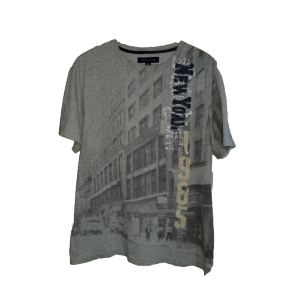 Tommy Hilfiger Soft Grey TShirt Front Embroidered Graphics Label Reads Size M